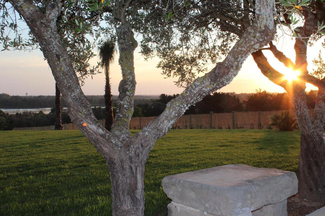 Lake Of Paradise Bed & Breakfast